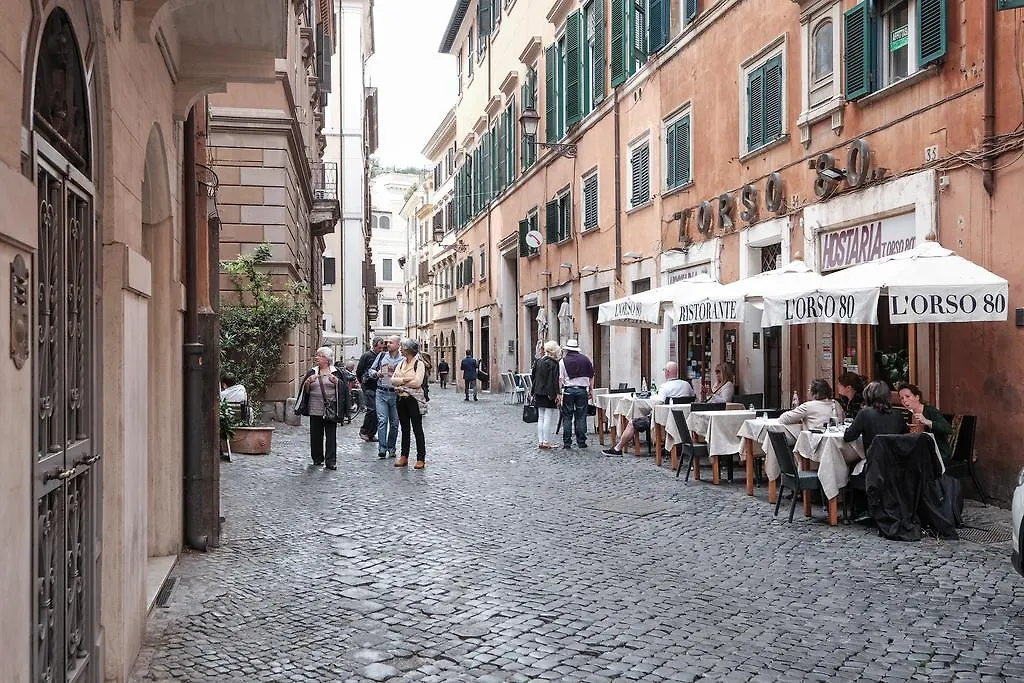 Piazza Navona Artist Loft Apartment Rome