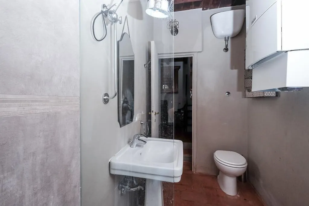 Piazza Navona Artist Loft Apartment Rome