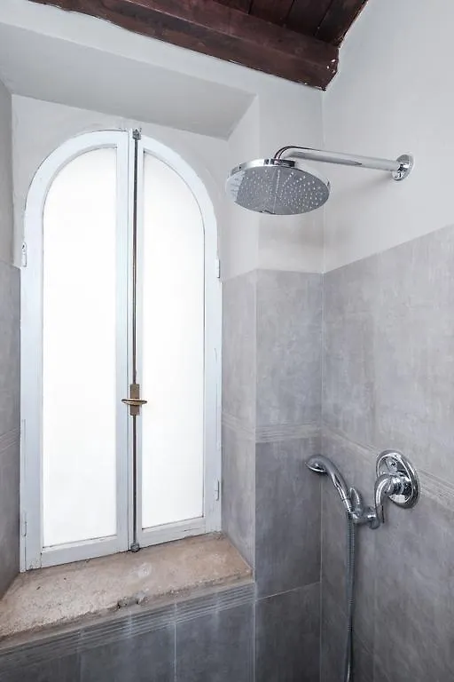 Piazza Navona Artist Loft Apartment Rome