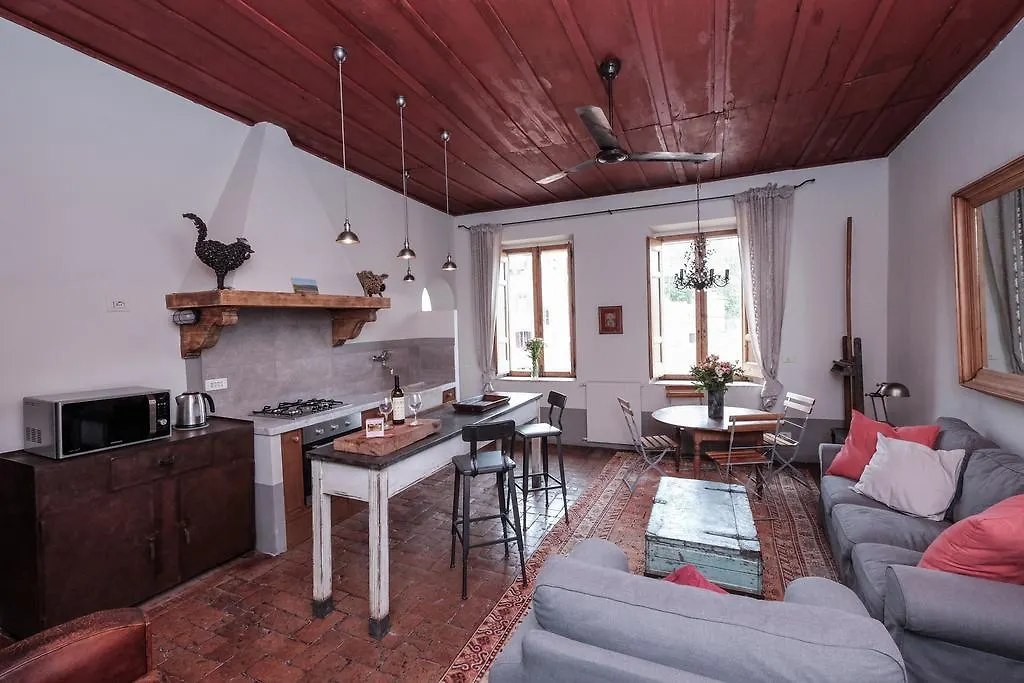 Piazza Navona Artist Loft Apartment Rome