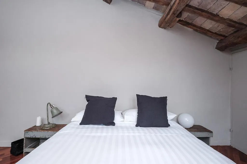 Piazza Navona Artist Loft Apartment Rome Italy